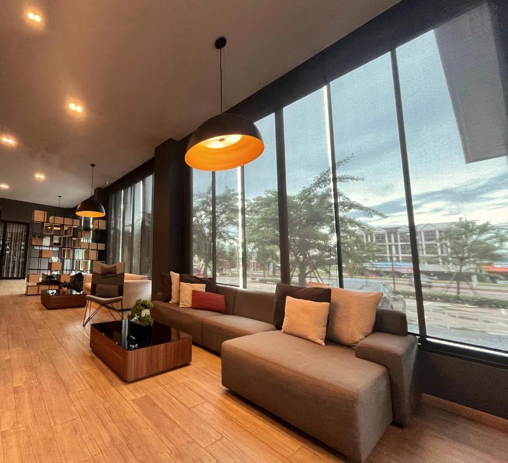 Bliq Hotel تشانتابوري المظهر الخارجي الصورة