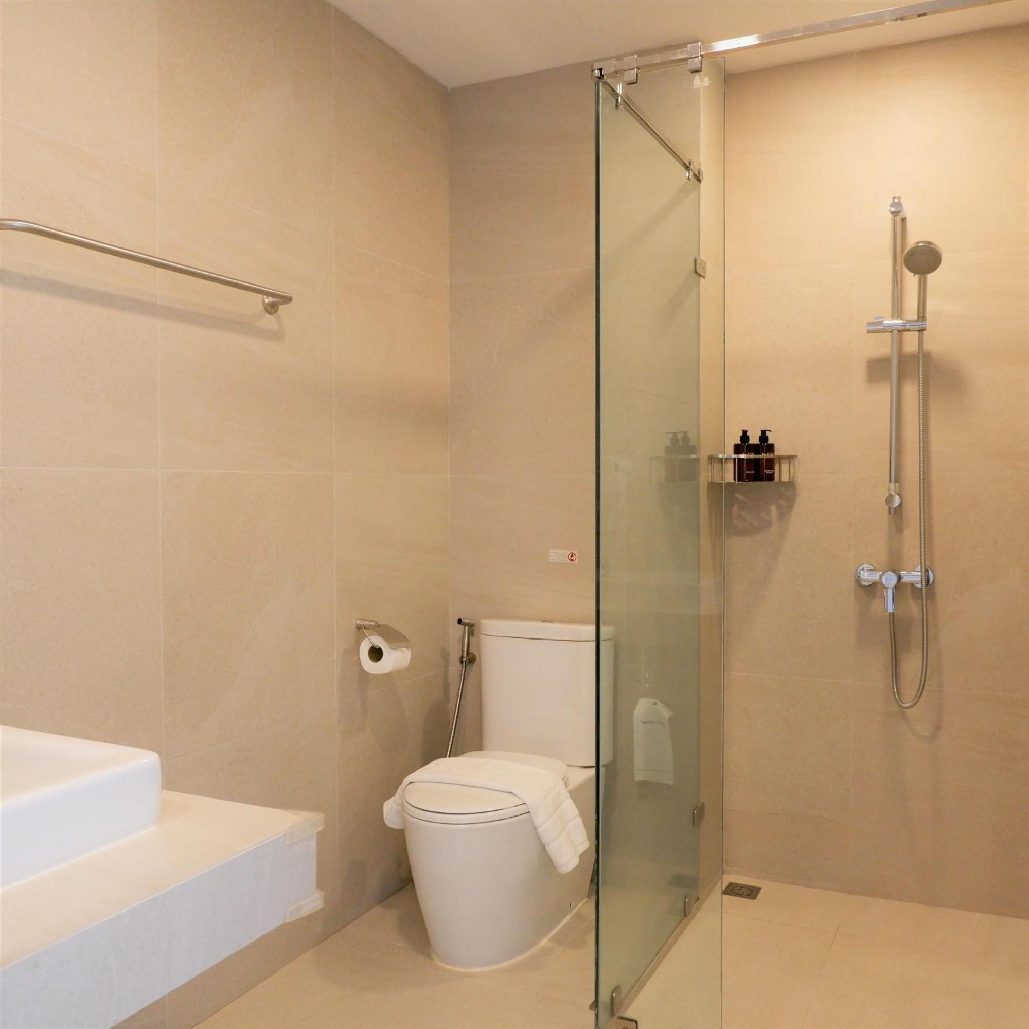 Bliq Hotel تشانتابوري المظهر الخارجي الصورة